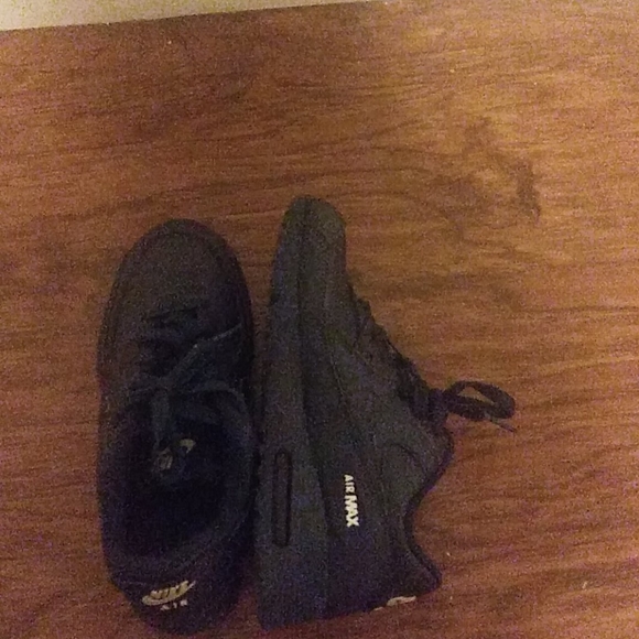 Shoes - Picture 2 of 2